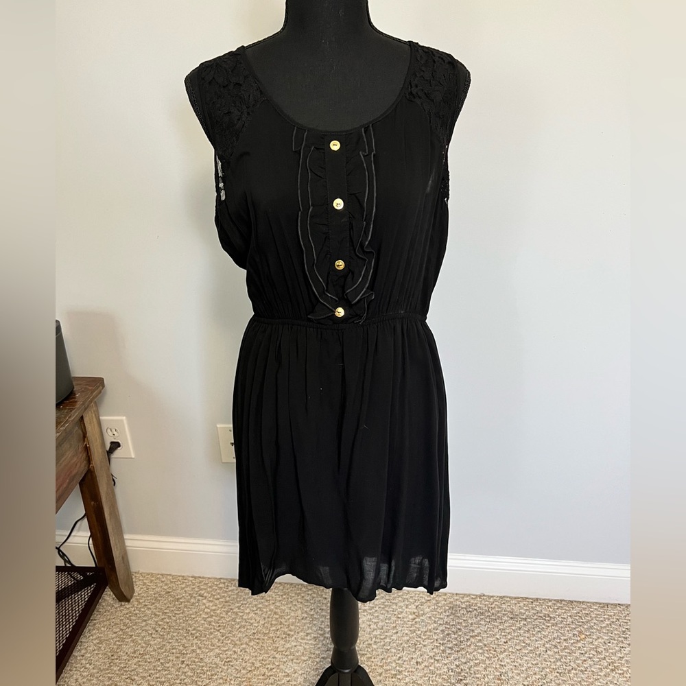 Pearl Black Sleeveless Dress Button Ruffle and Lace Detail high low Size L